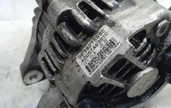 Peugeot 206 Generator/alternator 9638275980