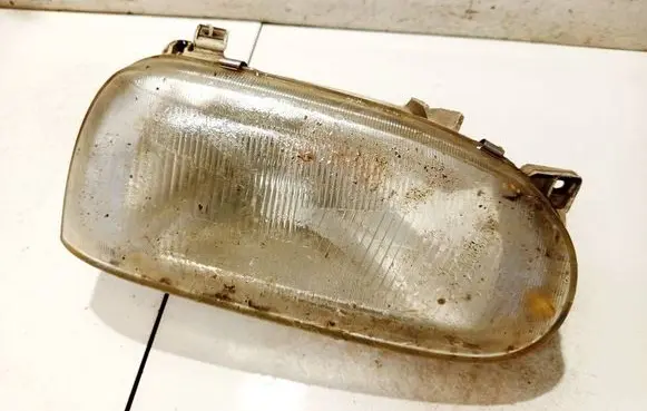 Volkswagen Golf III Headlight/headlamp 18474R