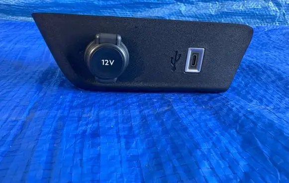 Opel Corsa F Cigarette lighter 9848394780 9830788880