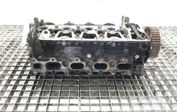 Engine head