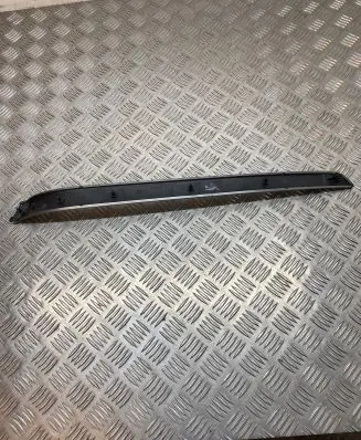Audi A4 S4 B7 8E 8H Dashboard glove box trim 8E0867410