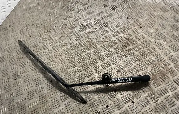 Toyota Land Cruiser (J120) Rear wiper blade 