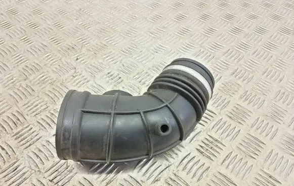 BMW 5 E39 Air intake hose/pipe 7505838