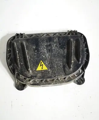 Audi A6 S6 C7 4G Headlight/headlamp dust cover 17606000