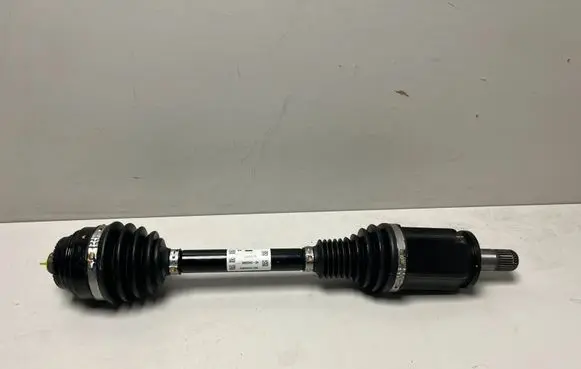 BMW 5 G30 G31 G38 Front driveshaft 8062093 8092513