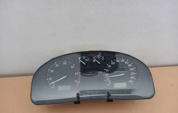 Volkswagen PASSAT B5 Speedometer (instrument cluster) 09051949902