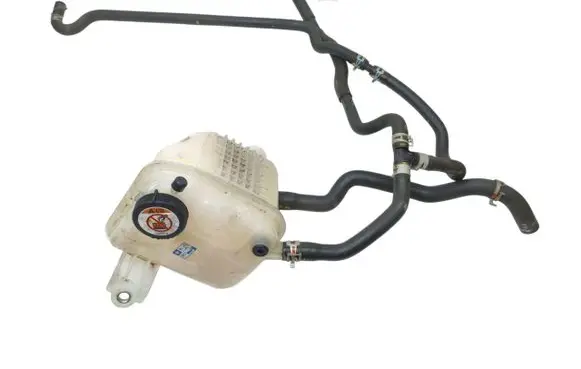 Toyota C-HR I Coolant expansion tank/reservoir