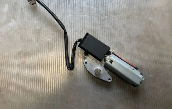 Porsche Cayenne (9PA) Sunroof motor/actuator 7706000344 17025536 7L0959591GD0