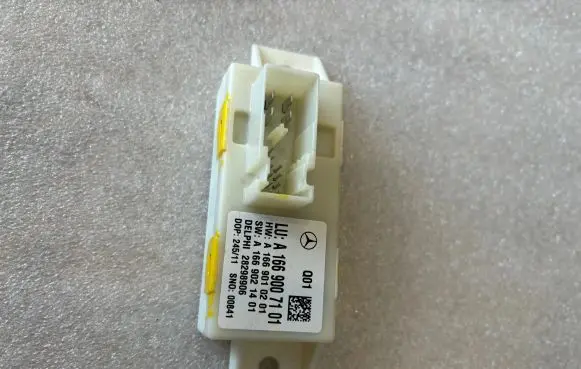 Mercedes-Benz C W204 Other control units/modules A1669007101 A1669010201 A1669021401