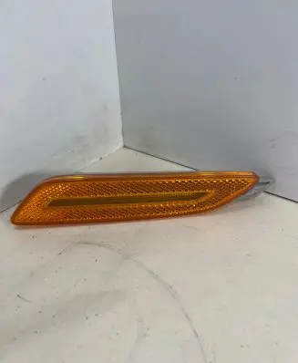 Porsche Cayenne (92A) Front fender indicator light 7P5945127 2054100