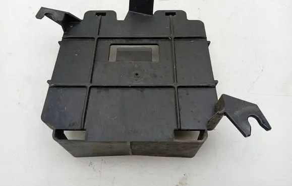 Opel Ampera Engine control unit holder 20823403