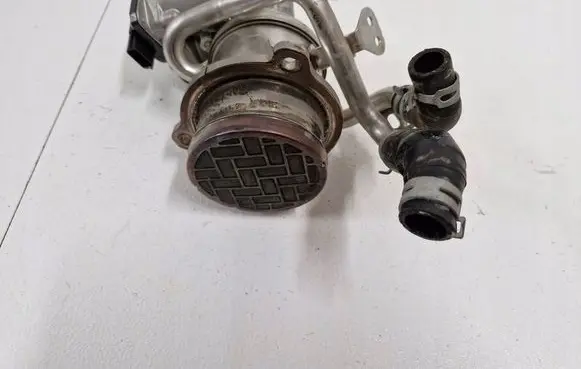 Renault Scenic IV - Grand scenic IV EGR valve cooler 147357337R
