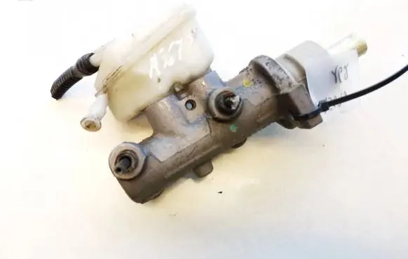 Citroen Xsara Picasso Master brake cylinder 221710