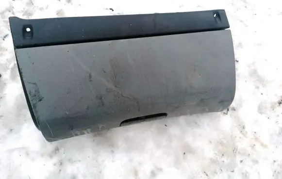 Skoda Octavia Mk1 (1U) Glove box 1U1857097