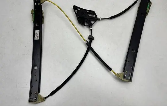 Audi Q3 8U Front window lifting mechanism without motor 8U0837462