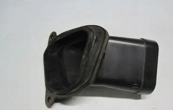 Chevrolet Orlando Air intake duct part 13346074