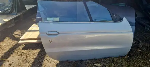 Door (2 Door Coupe)