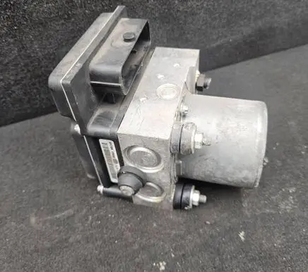 Audi A4 S4 B7 8E 8H ABS Pump 8E0910517H 8E0614517BF