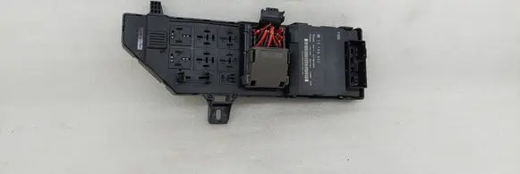 Opel Signum Fuse module 13199490