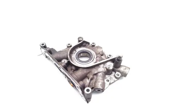 Ford Focus Oil pump 98MM6604B1A