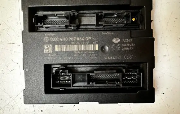 Audi A7 S7 4G Comfort/convenience module 4H0907064GP 0572H37