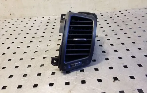 KIA Sorento Dash center air vent grill 974202P000