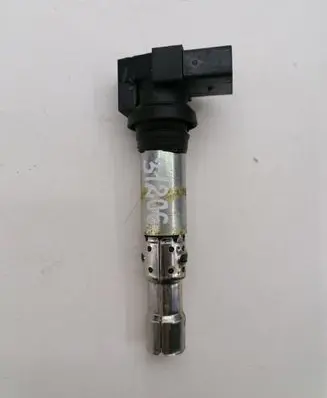 Volkswagen New Beetle High voltage ignition coil 036905715 78180004