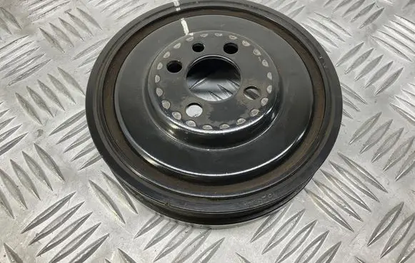 Audi A4 S4 B9 Crankshaft pulley 04L105243V