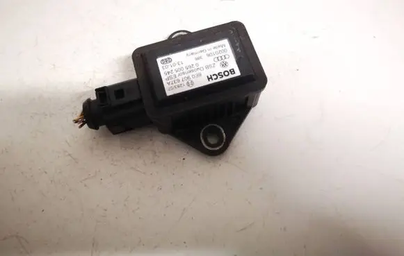 Audi A8 S8 D3 4E ESP acceleration yaw rate sensor 8e0907637a 0265005245