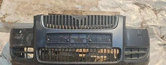 Skoda Fabia Mk2 (5J) Front bumper