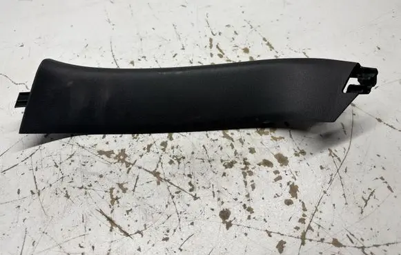 Volvo V60 Centre console side trim rear 39824480