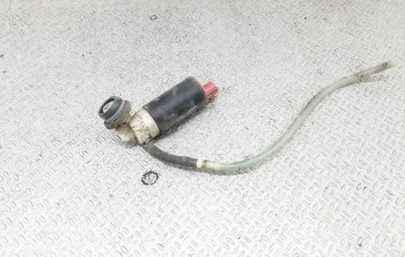 Toyota Avensis T250 Windscreen/windshield washer pump