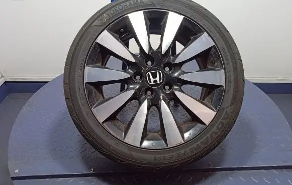 Honda Civic IX R17 alloy rim HL4899