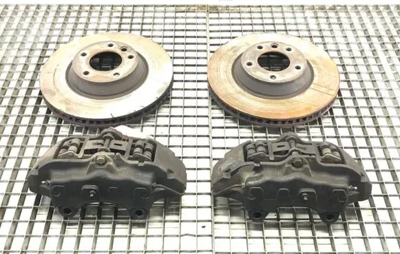 Audi Q7 4L Front brake caliper