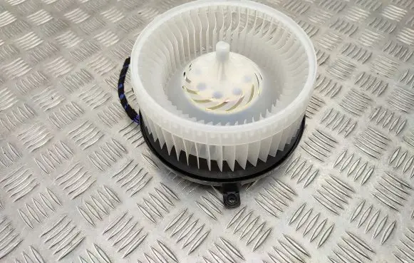 Chrysler Pacifica Heater fan/blower LB58000301 19353