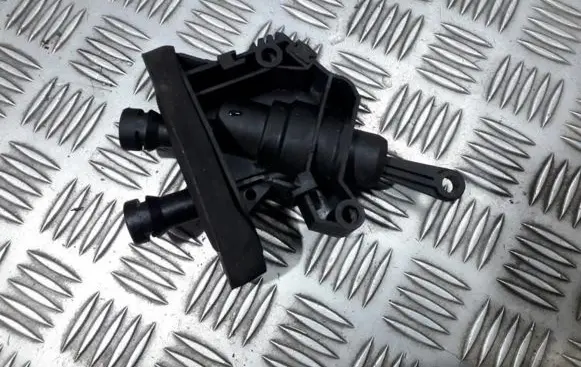 Ford Fiesta Clutch master cylinder
