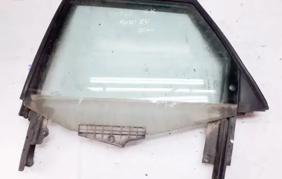 Audi 80 90 B3 Rear door window glass 