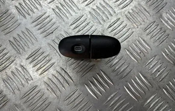 Ford Mondeo MK II Windscreen/window heater switch 97BG18C621AC D3L0A