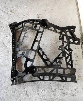 Mercedes-Benz GL X166 Bumper support mounting bracket corner A1668800912