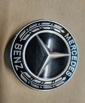 Mercedes-Benz CLA C117 X117 W117 Original wheel cap A2224002200