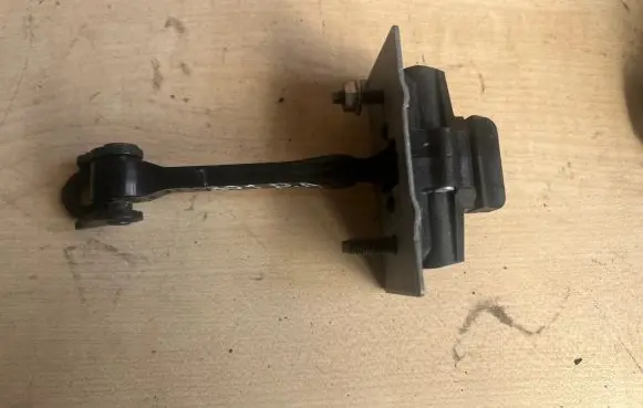 Peugeot 301 Front door check strap stopper