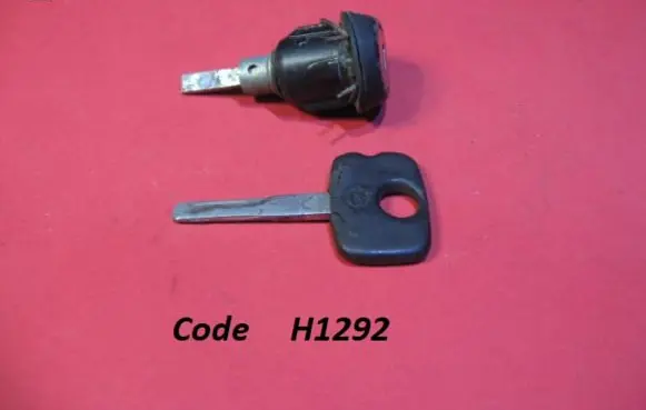 Opel Ascona C Tailgate exterior lock H1292
