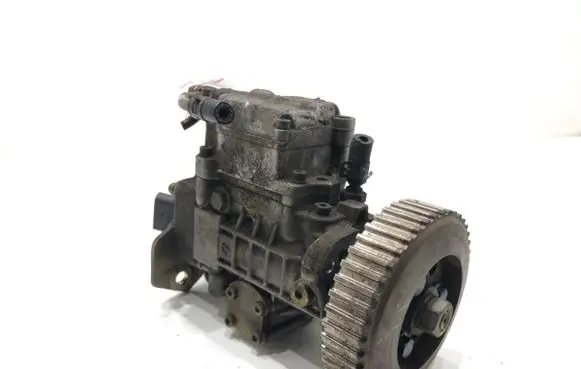 Seat Leon (1M) Fuel injection high pressure pump 038130107D