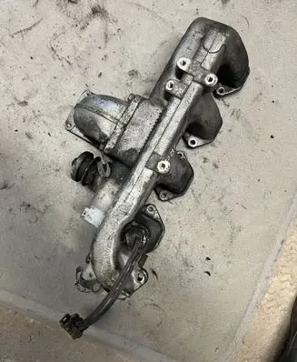 Mitsubishi Pajero Intake manifold