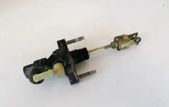 Clutch master cylinder