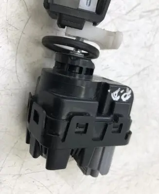 Mazda CX-5 II Headlight level adjustment motor PH02J