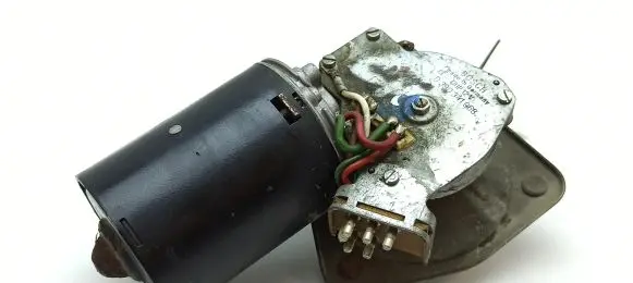 Mercedes-Benz 250 280 C CE W114 Wiper motor 0390341068
