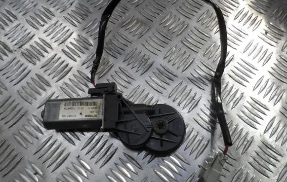 Subaru Legacy Seat adjustment motor 911927103