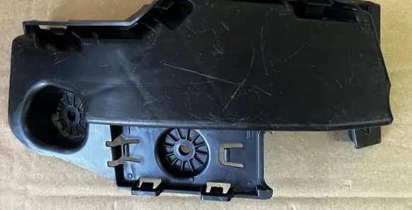 Skoda Octavia Mk4 Rear bumper mounting bracket 5E7807377