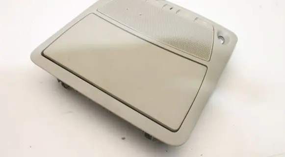 Nissan Pulsar Front seat light